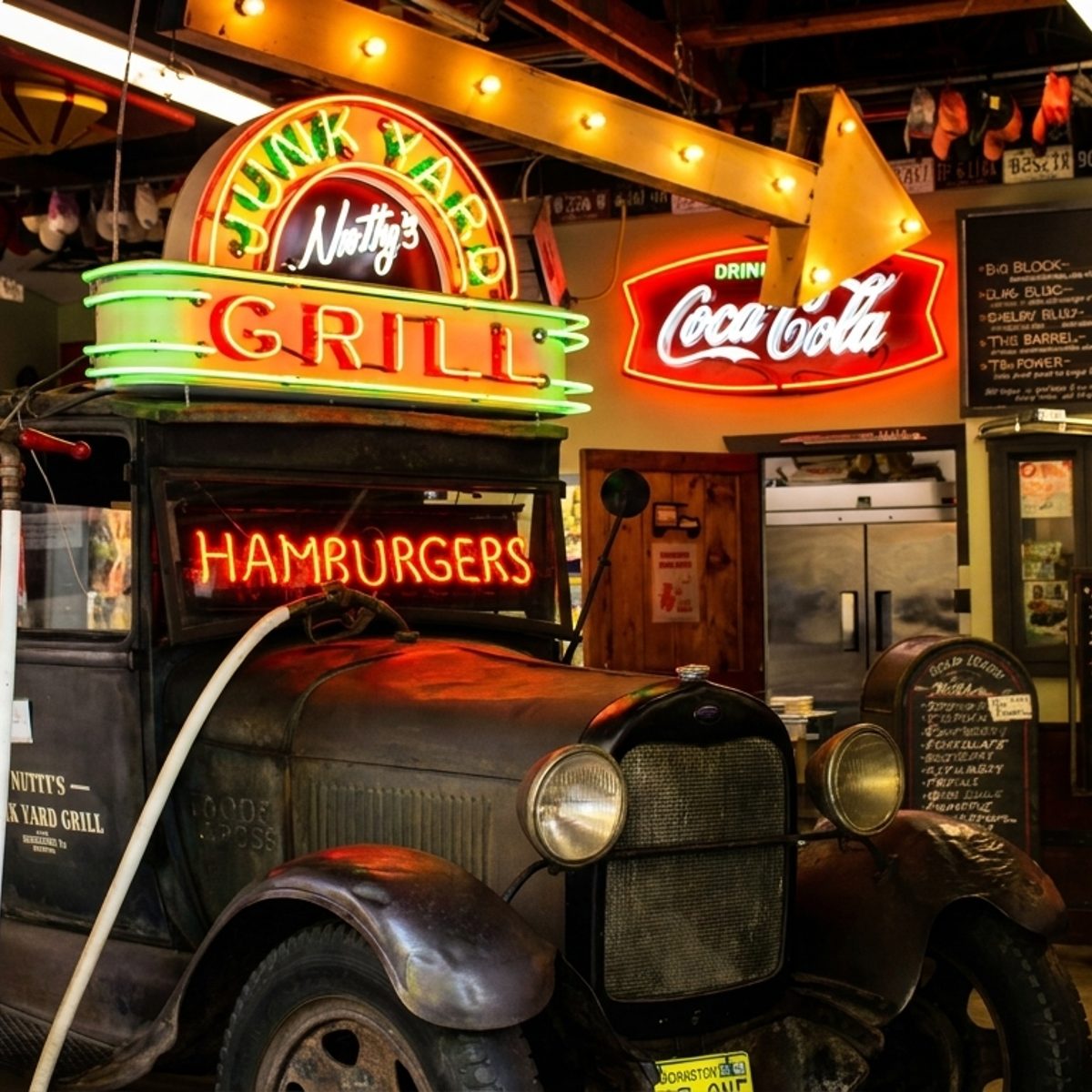 Arlington's Junkyard. Open Wed–Sun.
